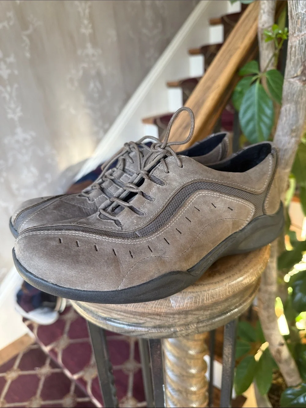 CLARKS WAVE WALK ladies walking shoe size 7 1/2 NWOT